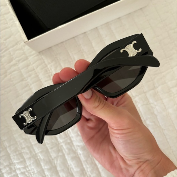 NEW Celine Triomphe cat eye sunglasses, black, with case - Picture 4 of 6